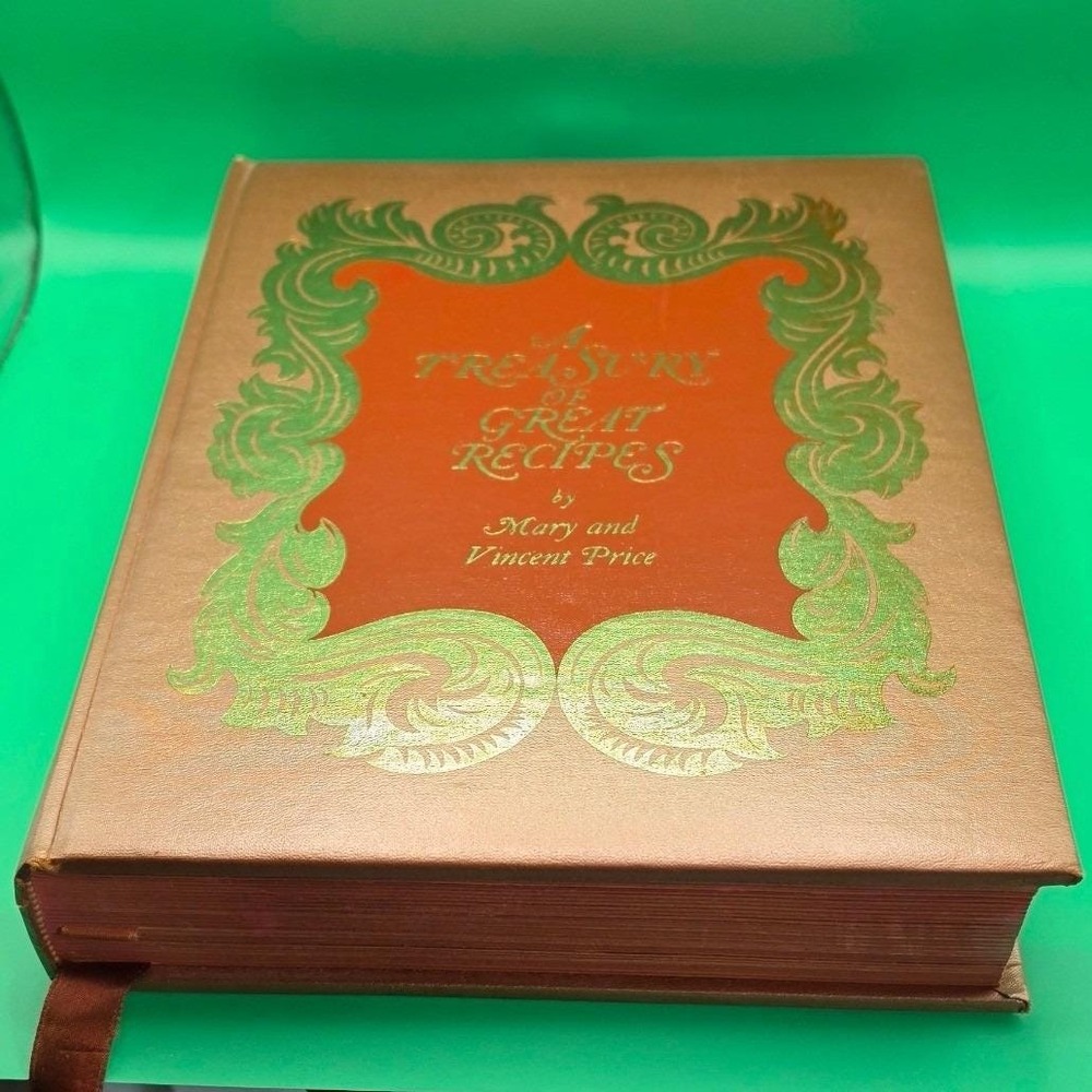 A Treasury of Great Recipes Mary Vincent Price 1965 First Printing Cookbook VTG